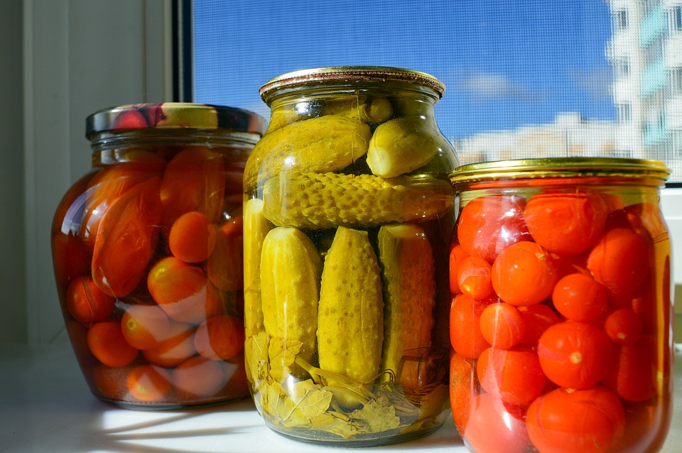 canned pickles